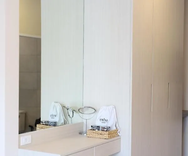 โรงแรม Intha