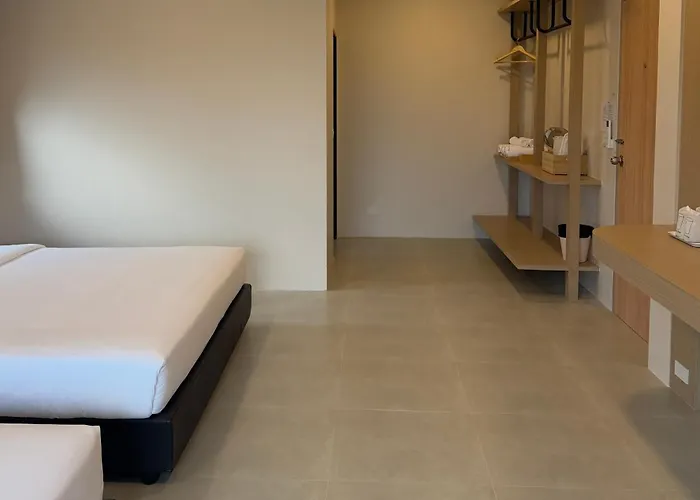 โรงแรม Intha